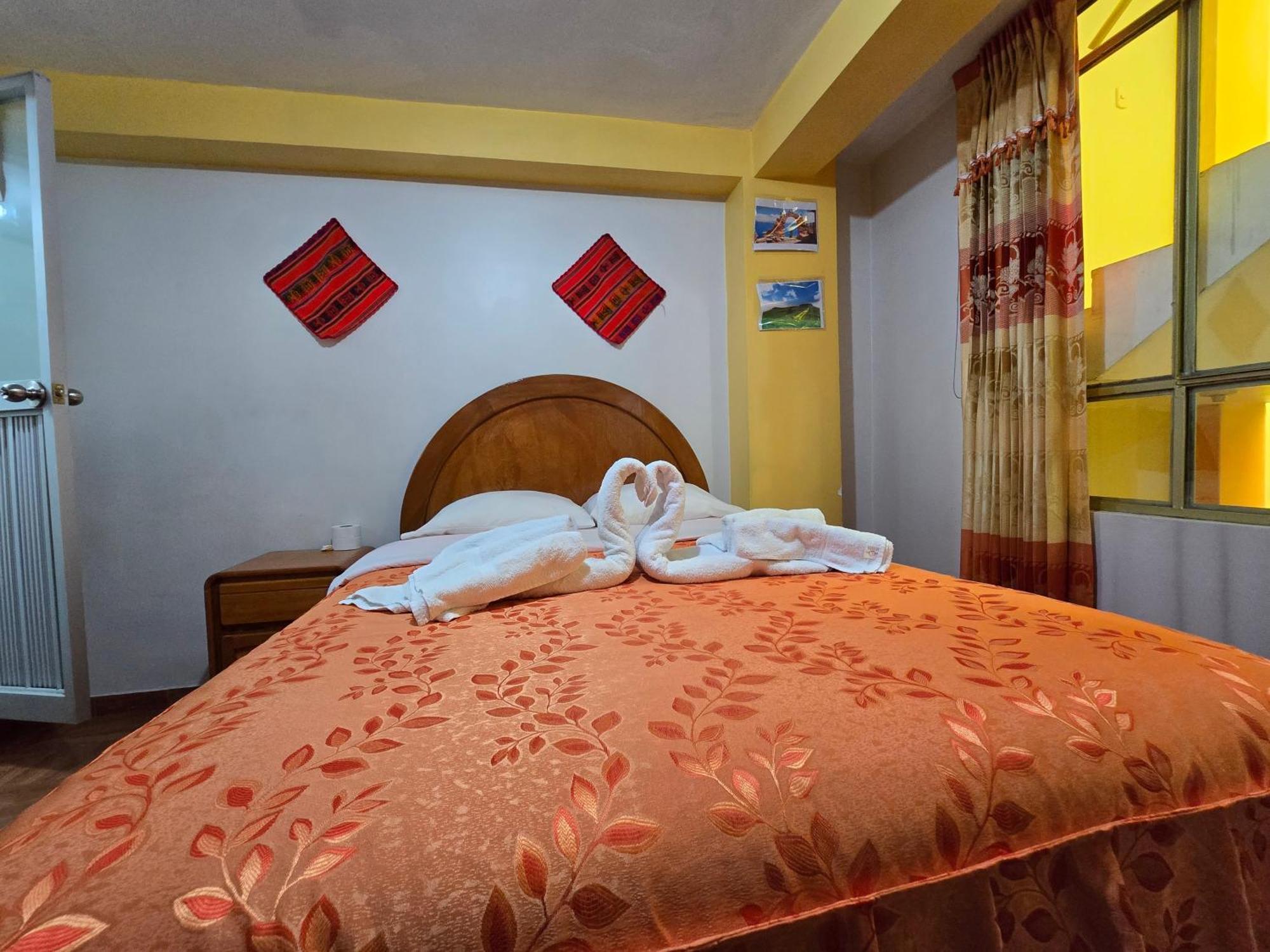 Hostal Acuarius بونو المظهر الخارجي الصورة