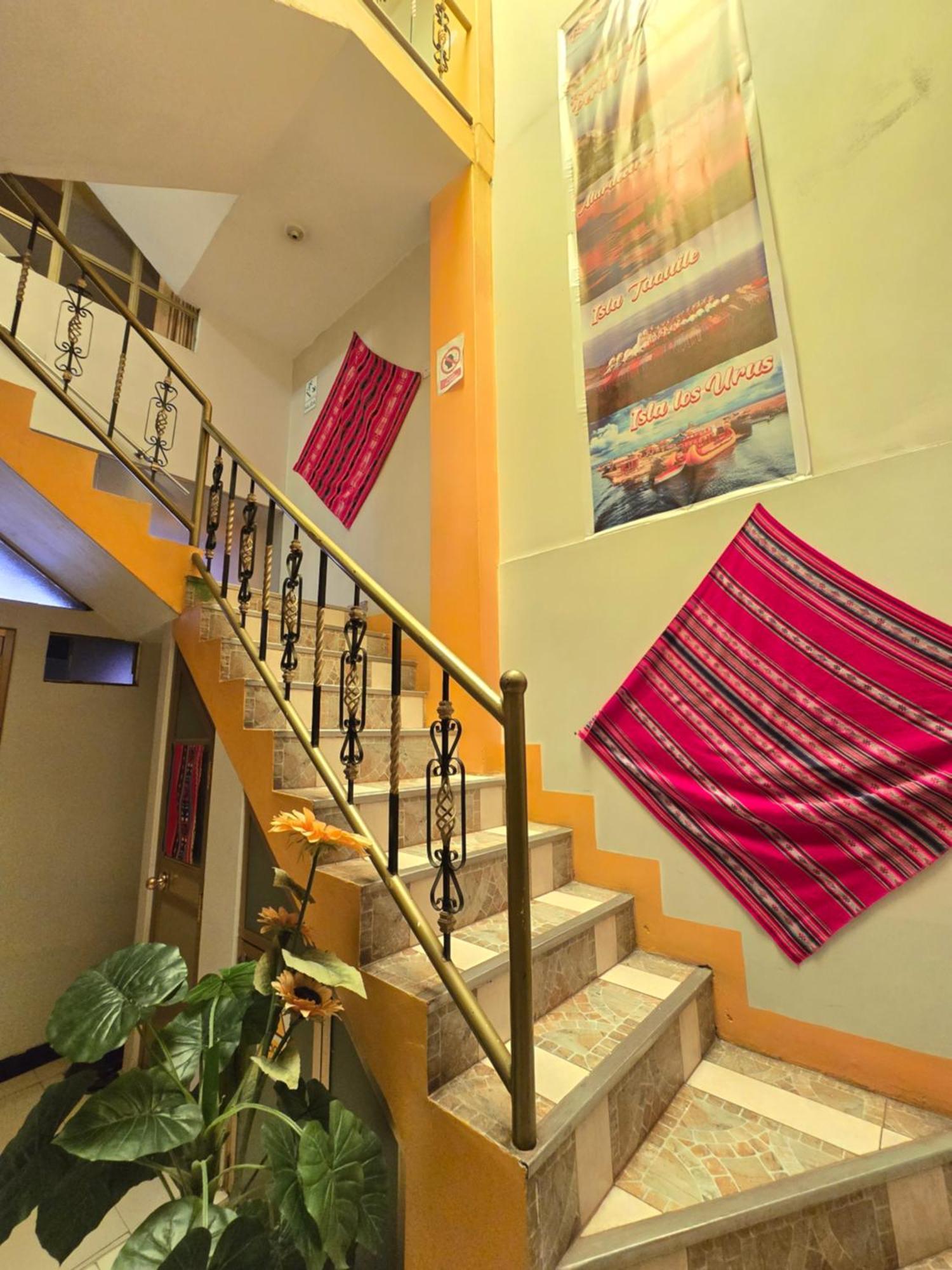 Hostal Acuarius بونو المظهر الخارجي الصورة