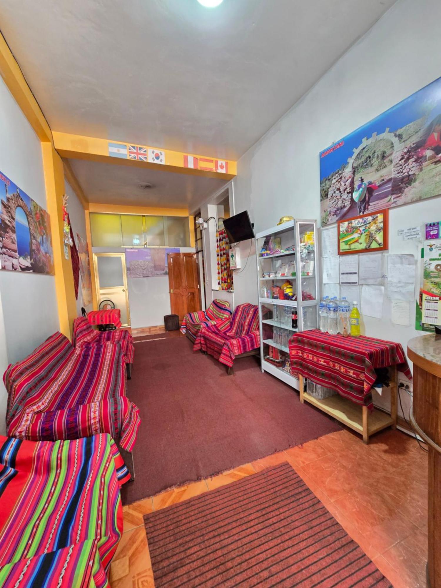 Hostal Acuarius بونو المظهر الخارجي الصورة