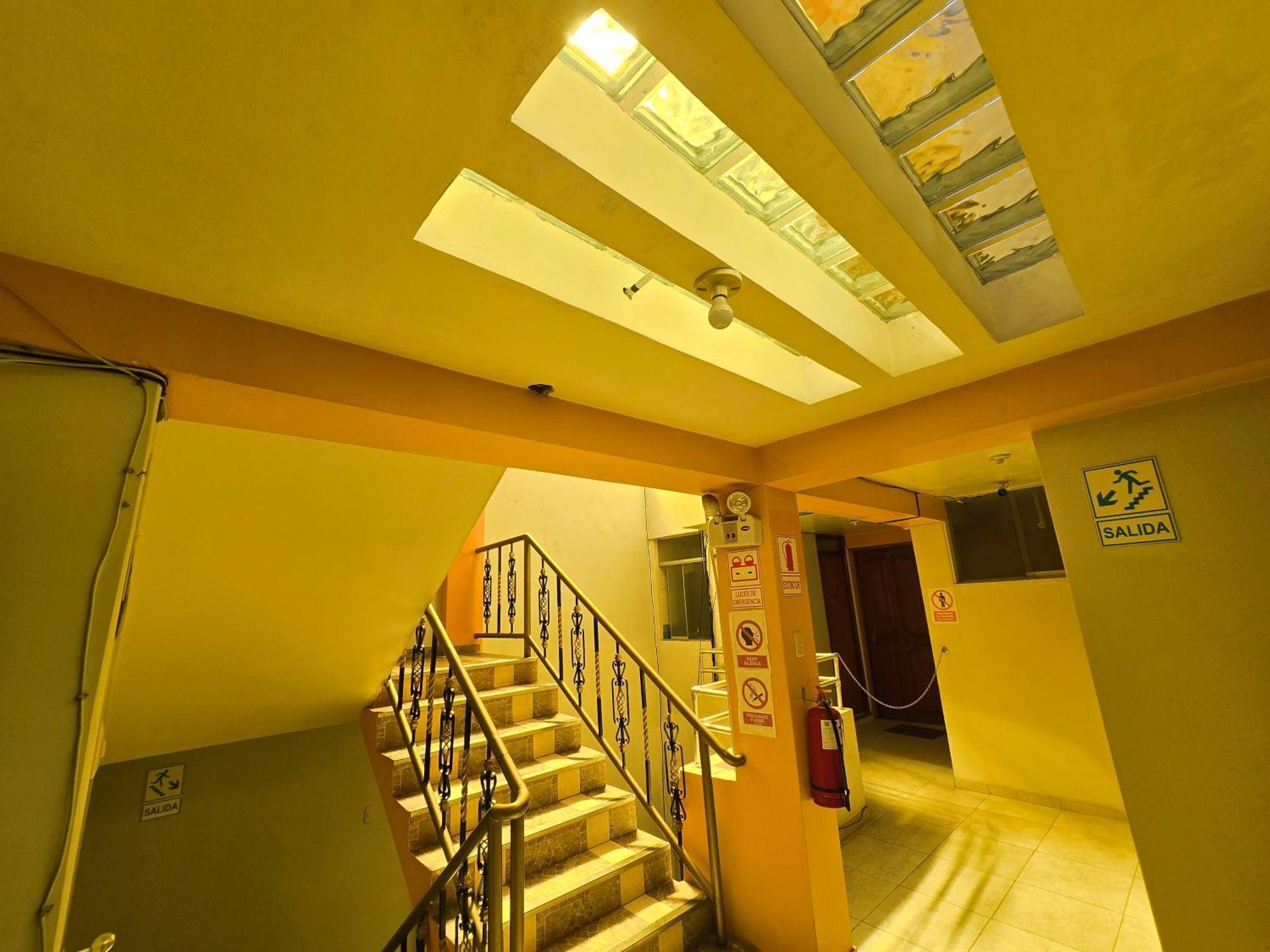 Hostal Acuarius بونو المظهر الخارجي الصورة