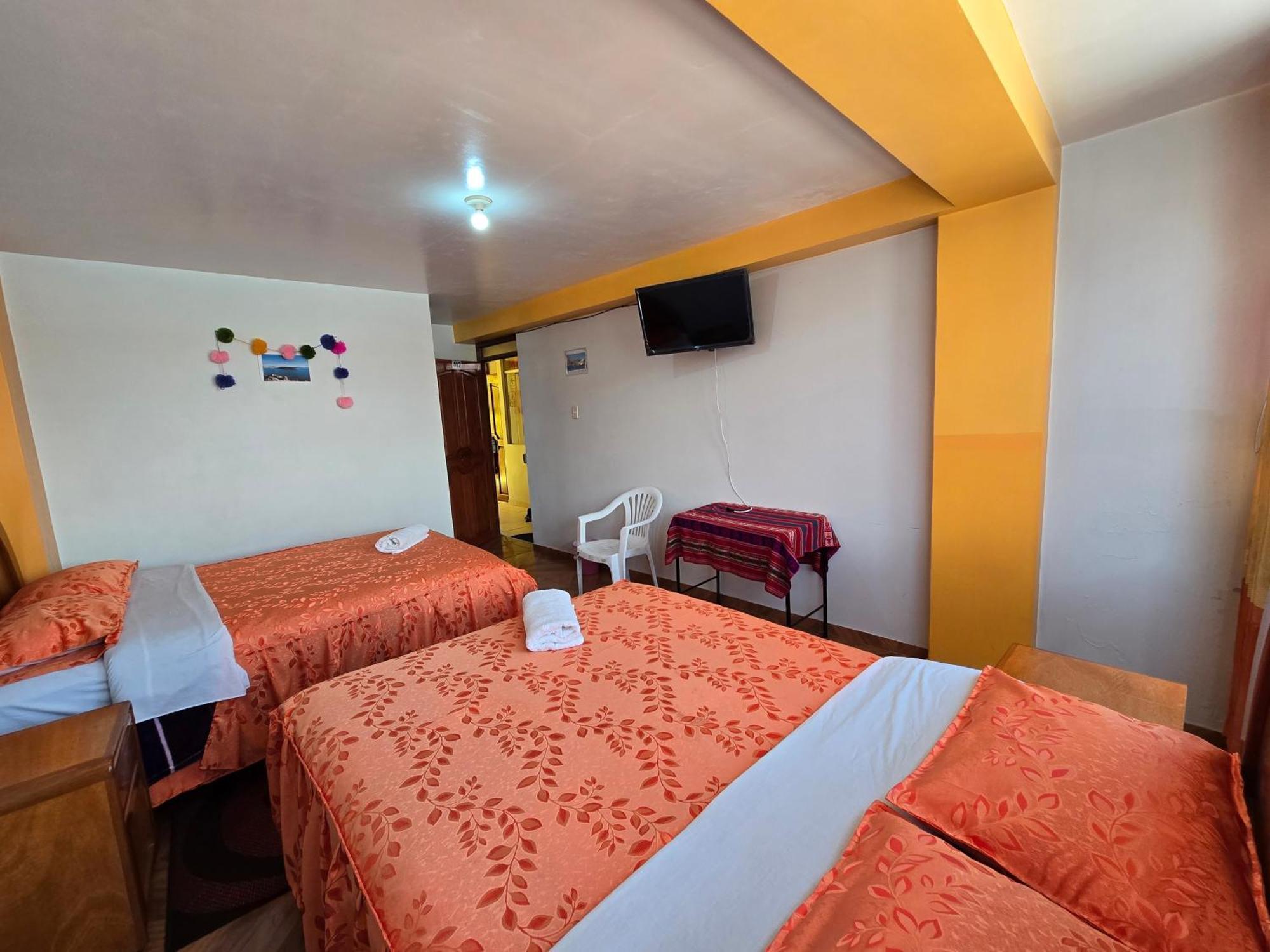 Hostal Acuarius بونو المظهر الخارجي الصورة